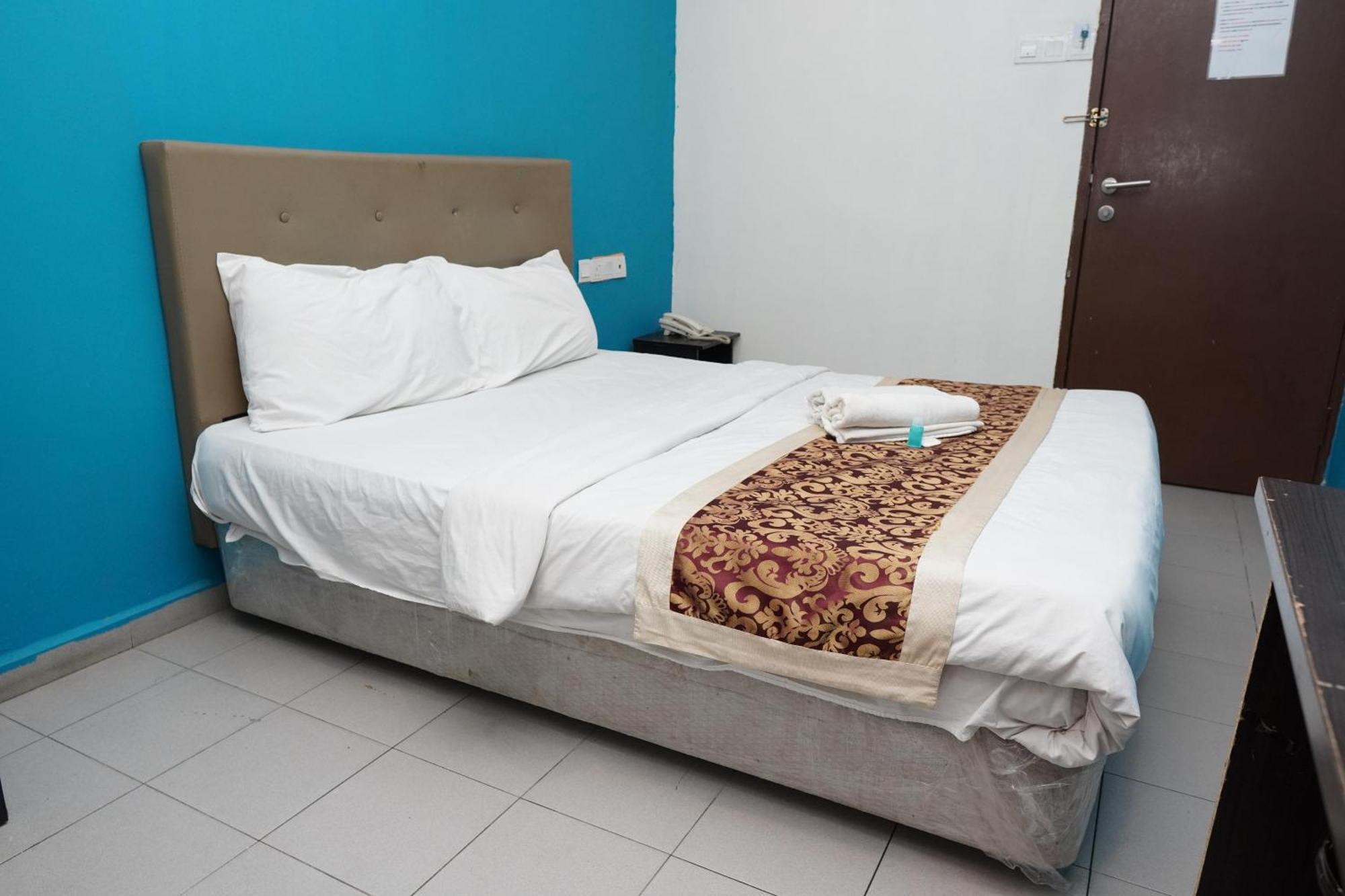 Hotel Shri Putiri Pasir Gudang Extérieur photo